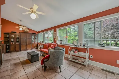 1000 Green Hill Lane Greenport NY 11944