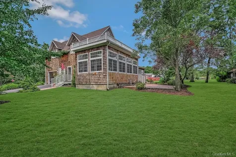 1000 Green Hill Lane Greenport NY 11944