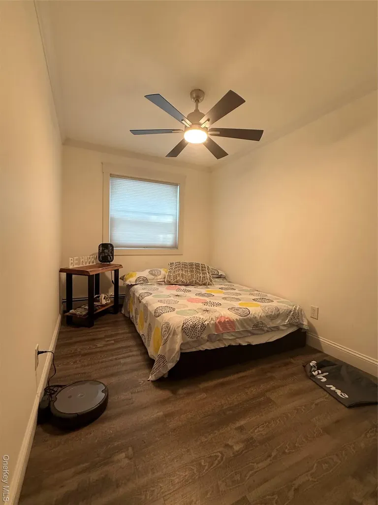 260 Waverly Avenue Patchogue NY 11772