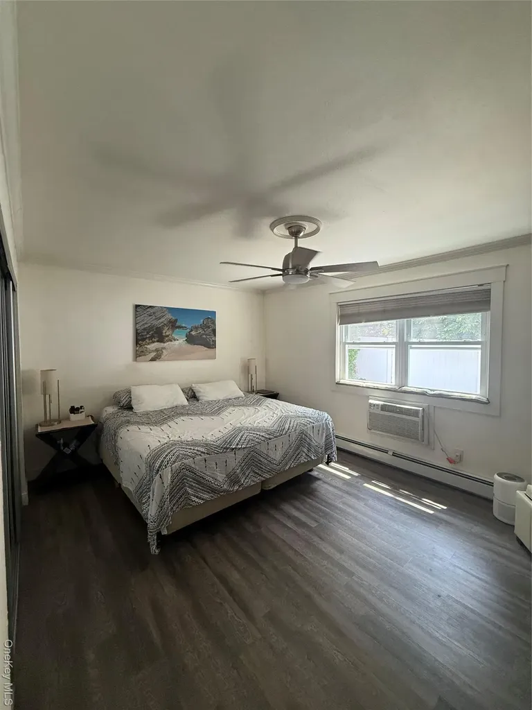 260 Waverly Avenue Patchogue NY 11772