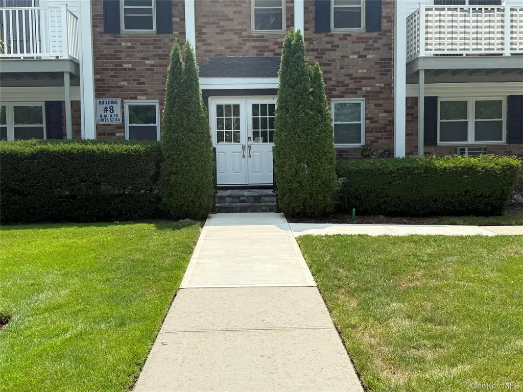 260 Waverly Avenue Patchogue NY 11772