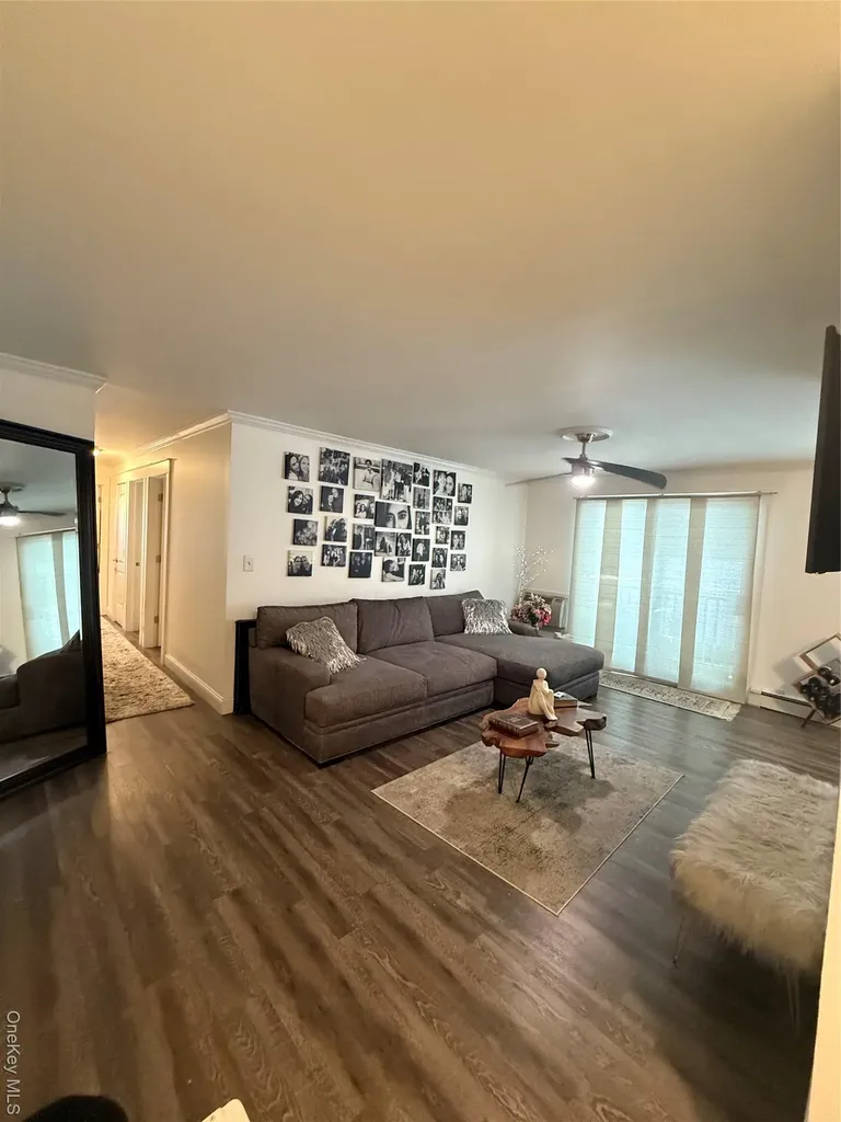 260 Waverly Avenue Patchogue NY 11772