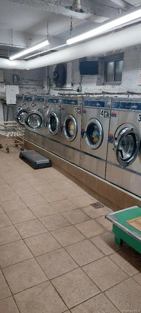 14737 38 Avenue Flushing NY 11354