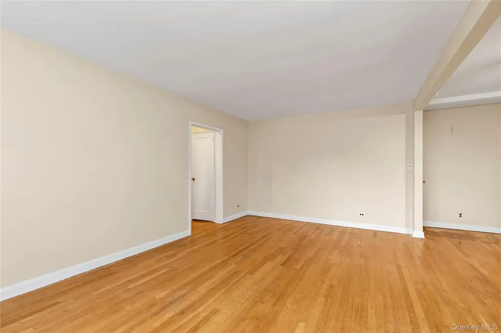 14737 38 Avenue Flushing NY 11354