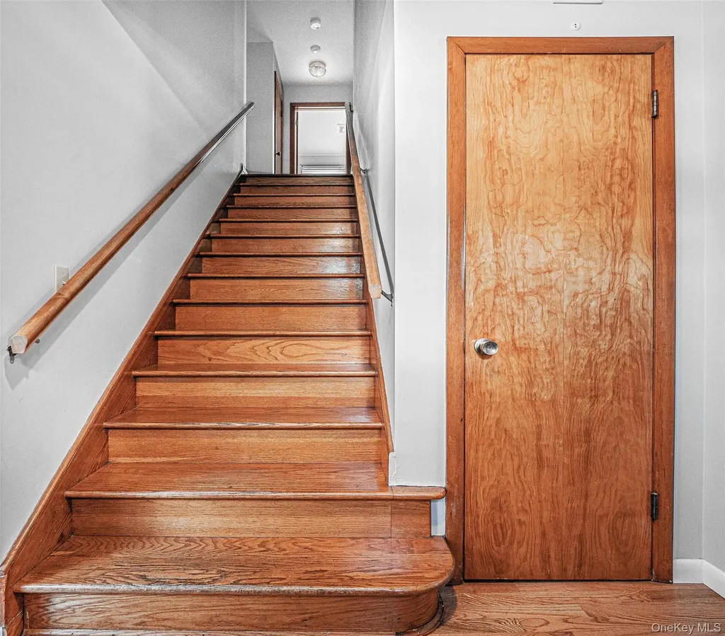 26 Laura Lane Warwick NY 10990
