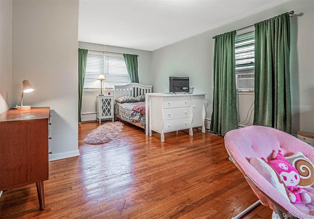26 Laura Lane Warwick NY 10990