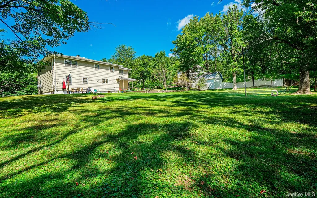 26 Laura Lane Warwick NY 10990