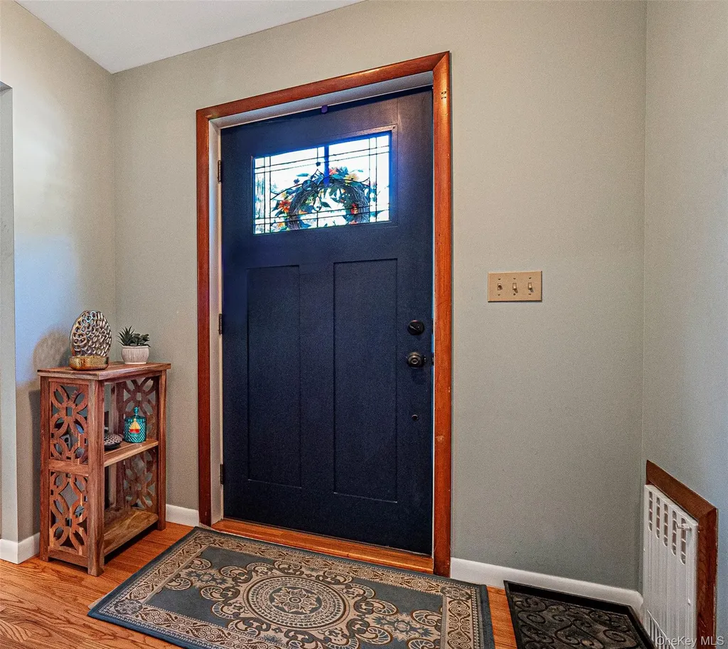 26 Laura Lane Warwick NY 10990
