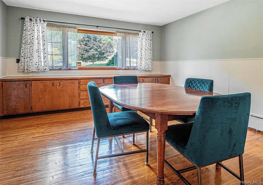 26 Laura Lane Warwick NY 10990