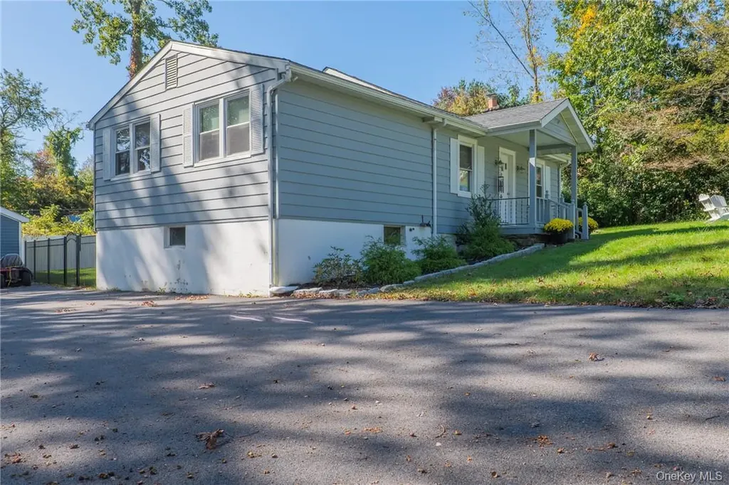 28 Jordan Drive Patterson NY 12563