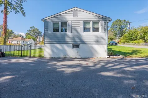 28 Jordan Drive Patterson NY 12563