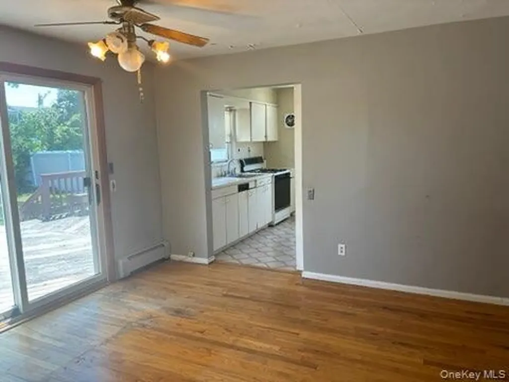 134 Veronica Lane North Babylon NY 11703