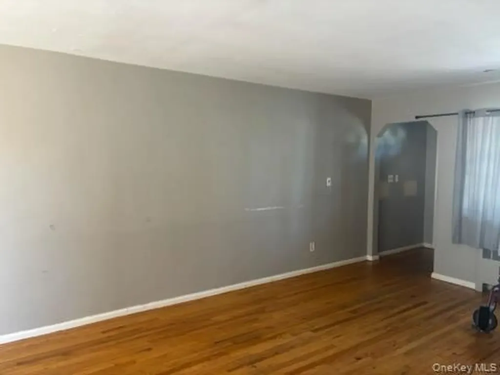 134 Veronica Lane North Babylon NY 11703