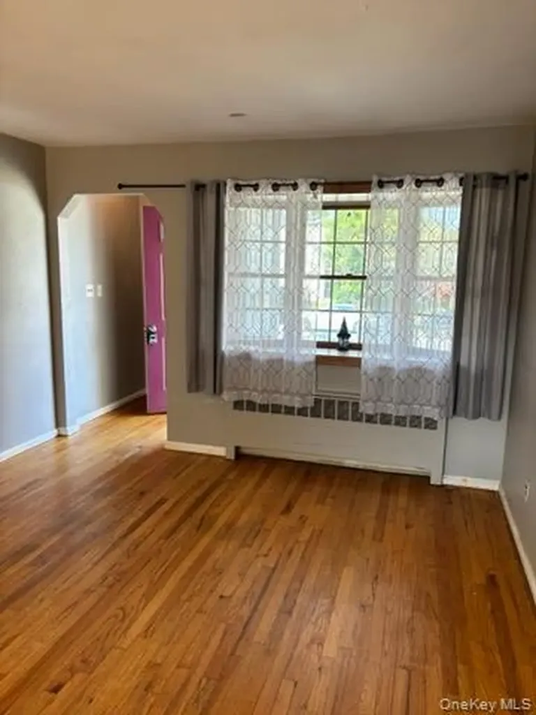 134 Veronica Lane North Babylon NY 11703