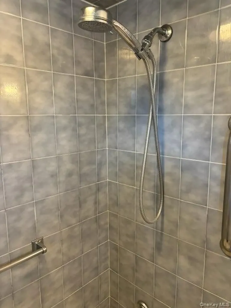 134 Veronica Lane North Babylon NY 11703