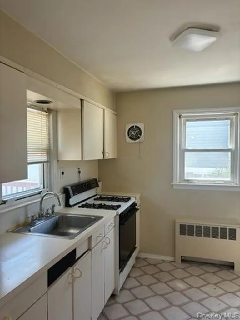 134 Veronica Lane North Babylon NY 11703