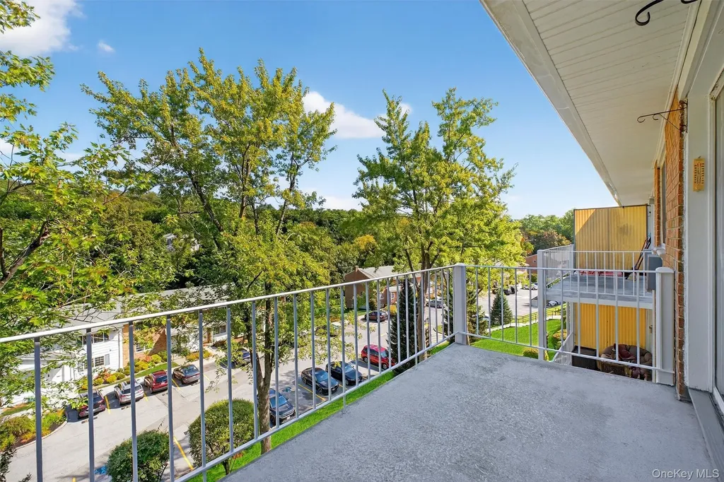 1840 Crompond Road Peekskill NY 10566