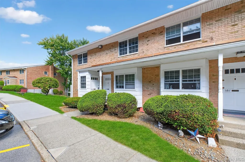 1840 Crompond Road Peekskill NY 10566