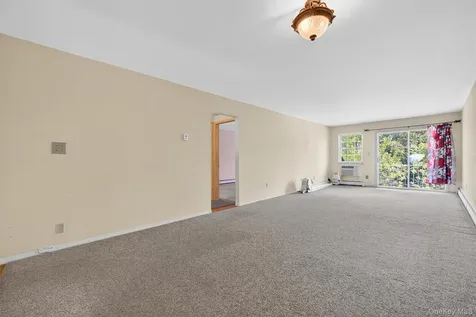 1840 Crompond Road Peekskill NY 10566
