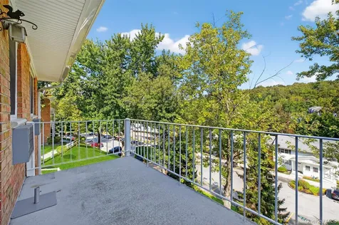 1840 Crompond Road Peekskill NY 10566