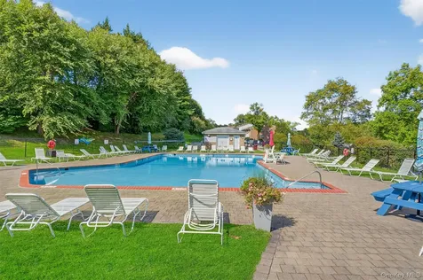 1840 Crompond Road Peekskill NY 10566