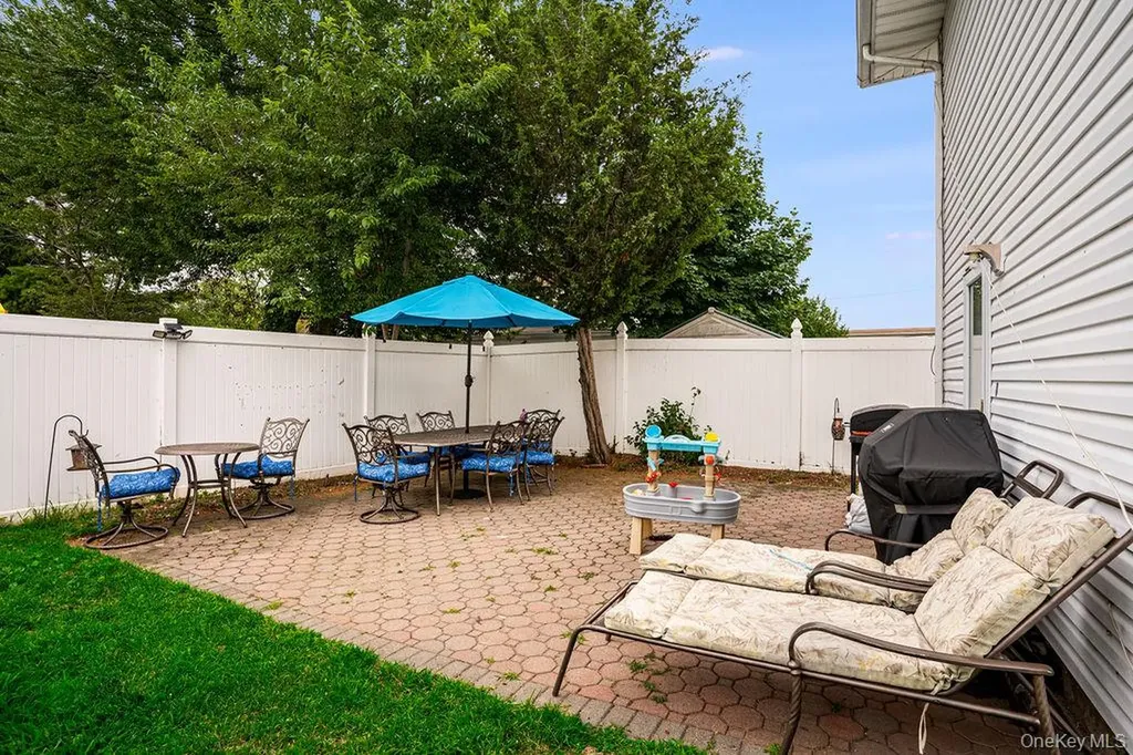 42 Hendrickson Avenue Lynbrook NY 11563