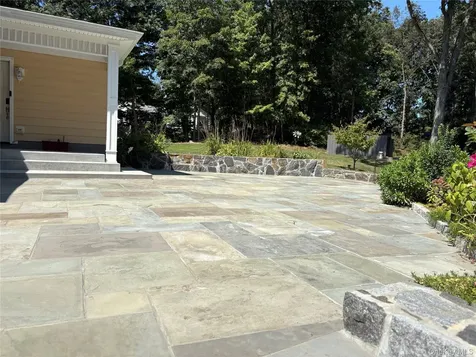 193 Chappaqua Road Briarcliff Manor NY 10510