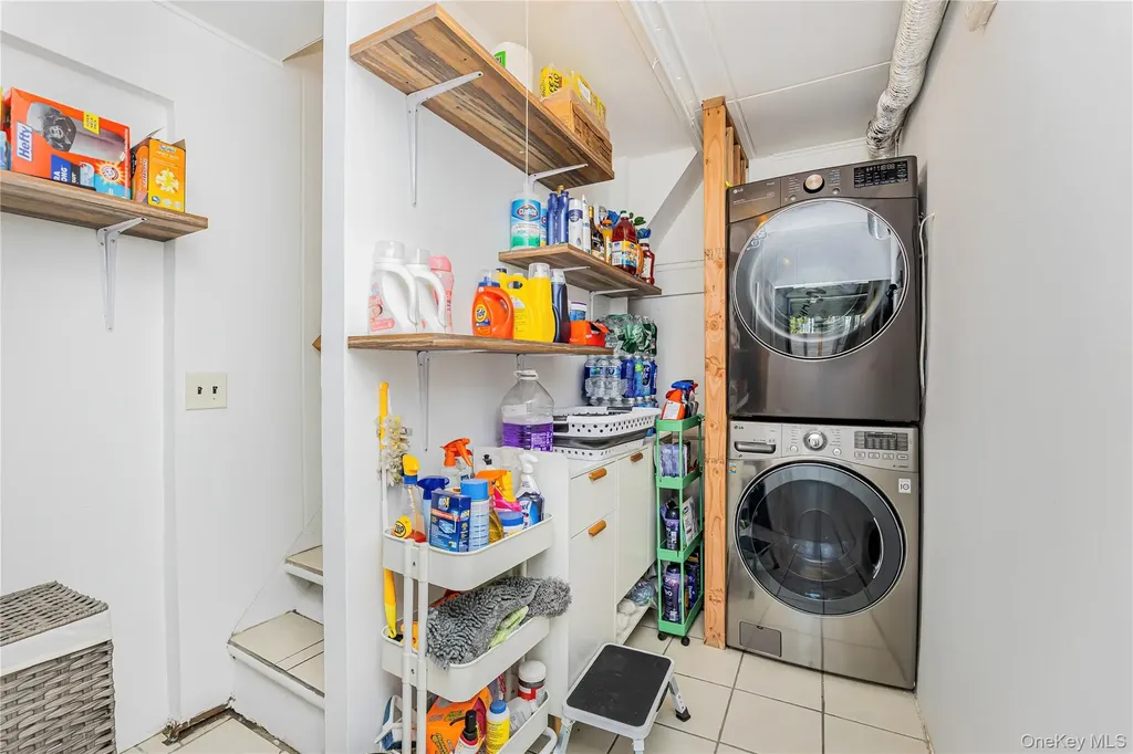 426 Calhoun Avenue Bronx NY 10465