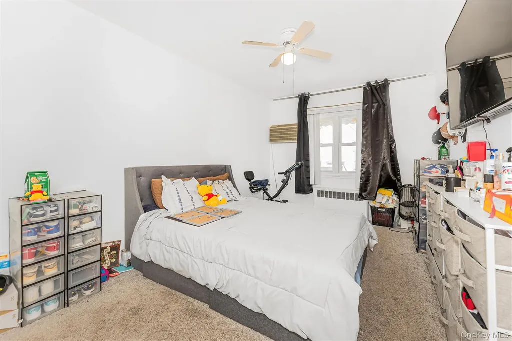 426 Calhoun Avenue Bronx NY 10465