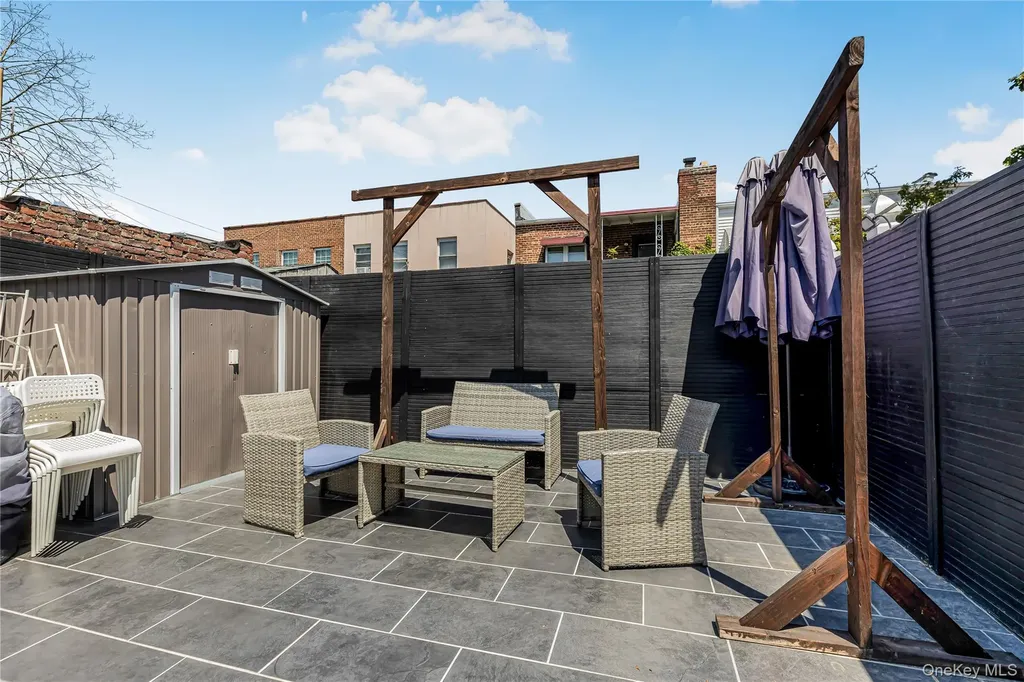 426 Calhoun Avenue Bronx NY 10465