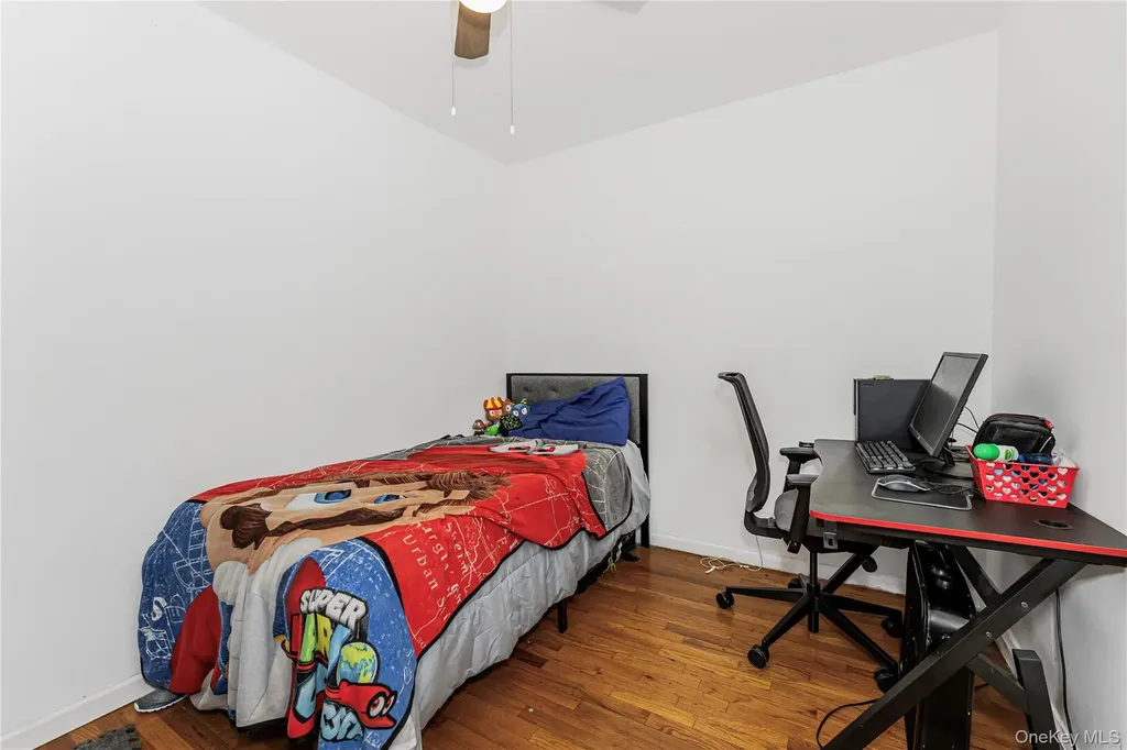 426 Calhoun Avenue Bronx NY 10465