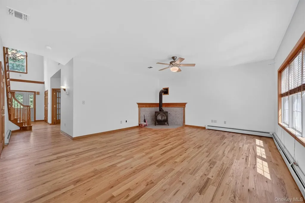 3751 State Route 52 Pine Bush NY 12566