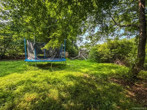 63 Waterbury Parkway Cortlandt Manor NY 10567