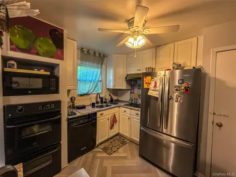 63 Waterbury Parkway Cortlandt Manor NY 10567