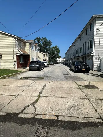1 Patty Court Staten Island NY 10312