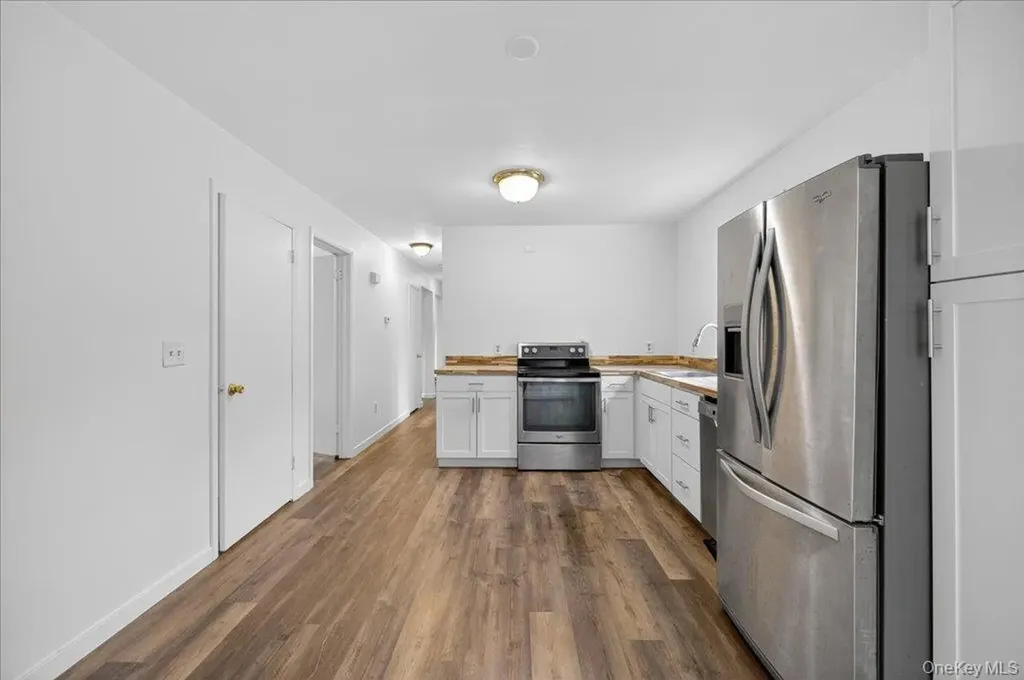 226 Knoth Road Wallkill NY 12589