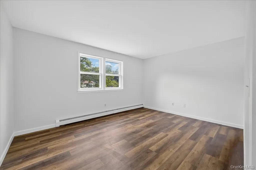 226 Knoth Road Wallkill NY 12589