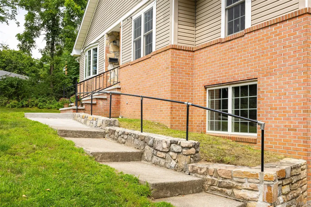 9 Monell Avenue Poughkeepsie NY 12603