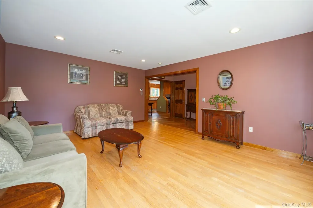 9 Monell Avenue Poughkeepsie NY 12603