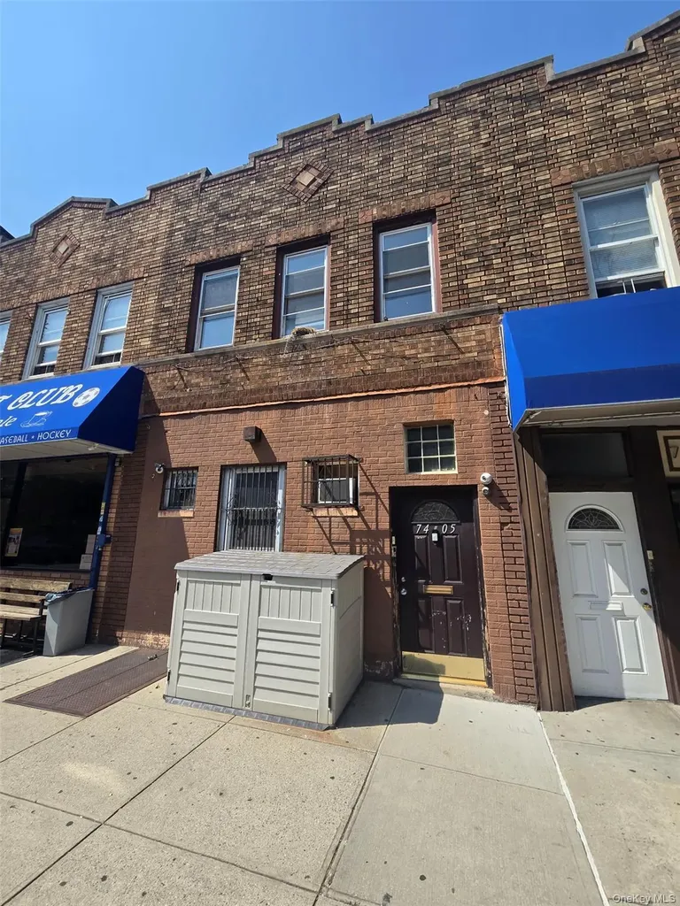 7405 Myrtle Avenue Glendale NY 11385