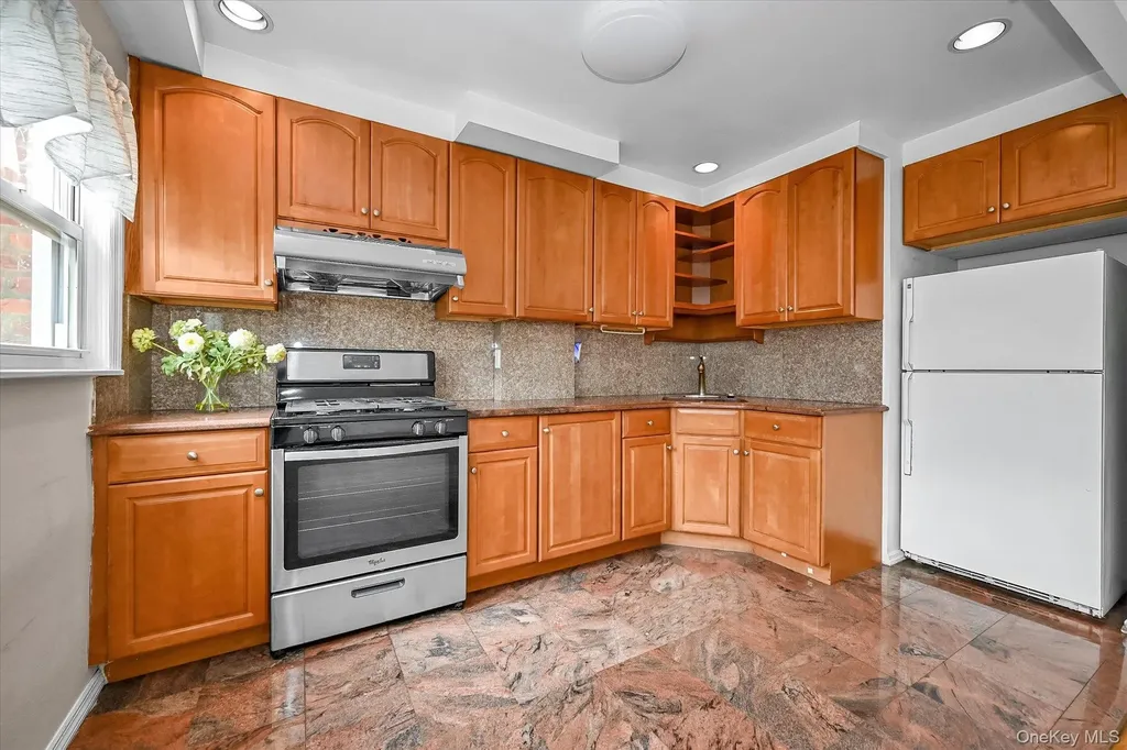 4320 196th Street Flushing NY 11358