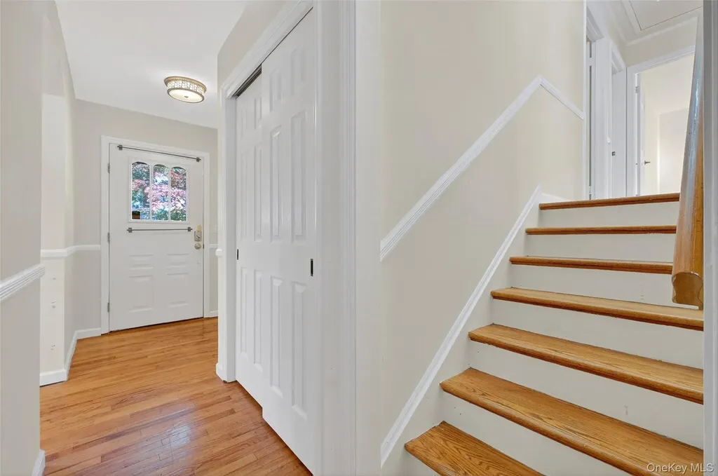 25 Fairview Road Mahopac NY 10541