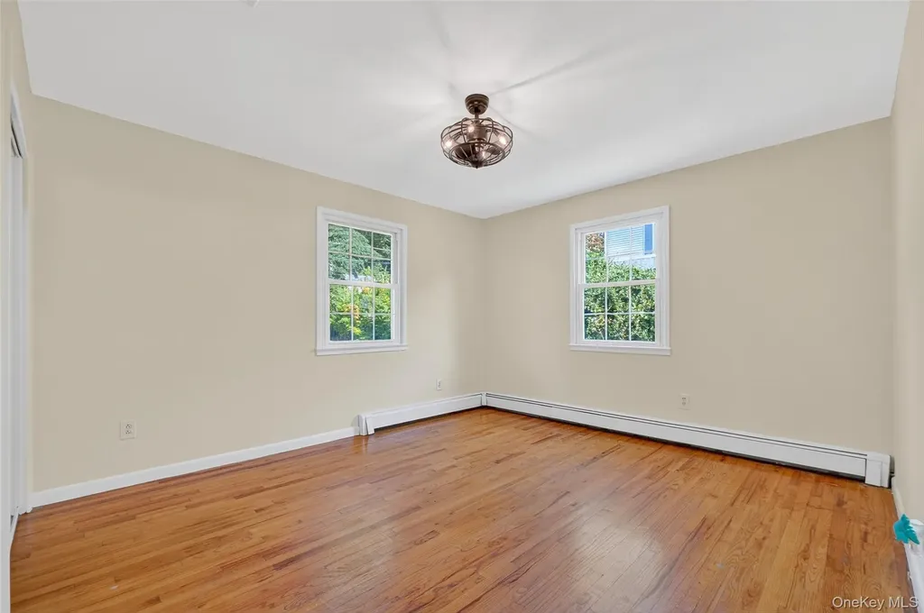 25 Fairview Road Mahopac NY 10541