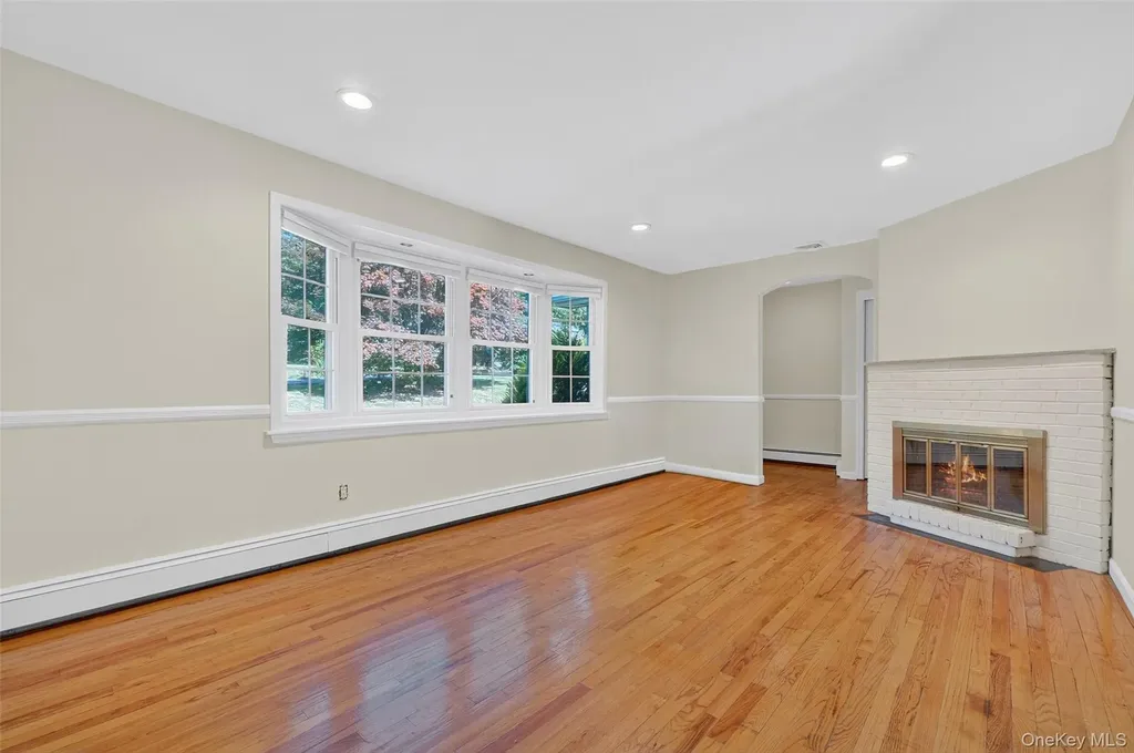 25 Fairview Road Mahopac NY 10541