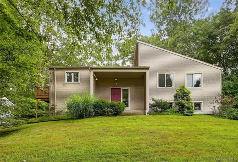 5 Highview Terrace Somers NY 10589