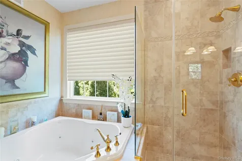 395 Stonecrop Road Aquebogue NY 11901