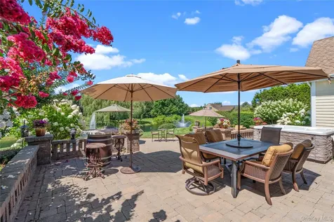 395 Stonecrop Road Aquebogue NY 11901