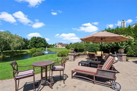 395 Stonecrop Road Aquebogue NY 11901