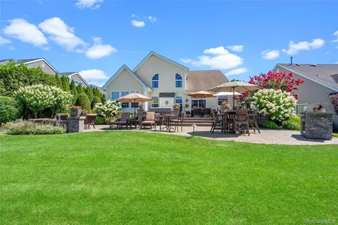 395 Stonecrop Road Aquebogue NY 11901