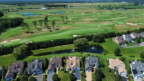 395 Stonecrop Road Aquebogue NY 11901